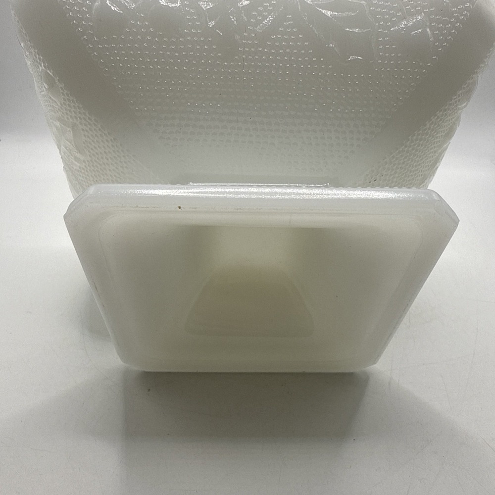 Vintage Jeanette Milk Glass Square Pedestal Candy Dish Acorn & Leaf Pattern - Picture 7 of 9